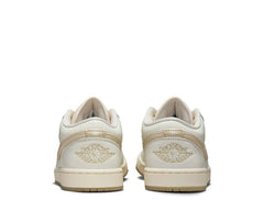 Air Jordan 1 Low SE W "Team Gold"