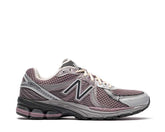 New Balance 860v2