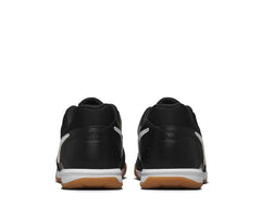 Nike Gato