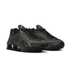 Nike Shox R4 "Black Crimson"
