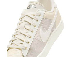Nike Tennis Classic Cs Prm Wtch Bnd "White"