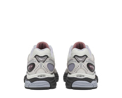 Saucony Progrid Omni 9 "Red Fade"