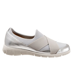 Trotters Urbana T2167-044 Womens Silver Canvas Lifestyle Sneakers Shoes