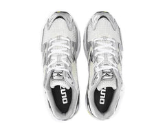 Mizuno Wave Rider 10 "Snow White"