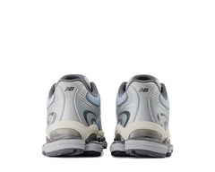 New Balance Abzorb 2000