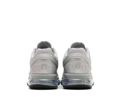Nike Air Max 2013 "Metallic Silver"