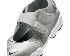 Nike Air Rift W "Metalic Silver"