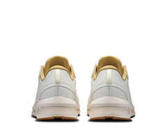 On Cloudzone Moon "Ivory"