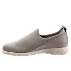 Trotters Ultima T2257-312 Womens Gray Narrow Lifestyle Sneakers Shoes
