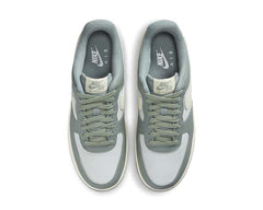 Nike Air Force 1 07 LX